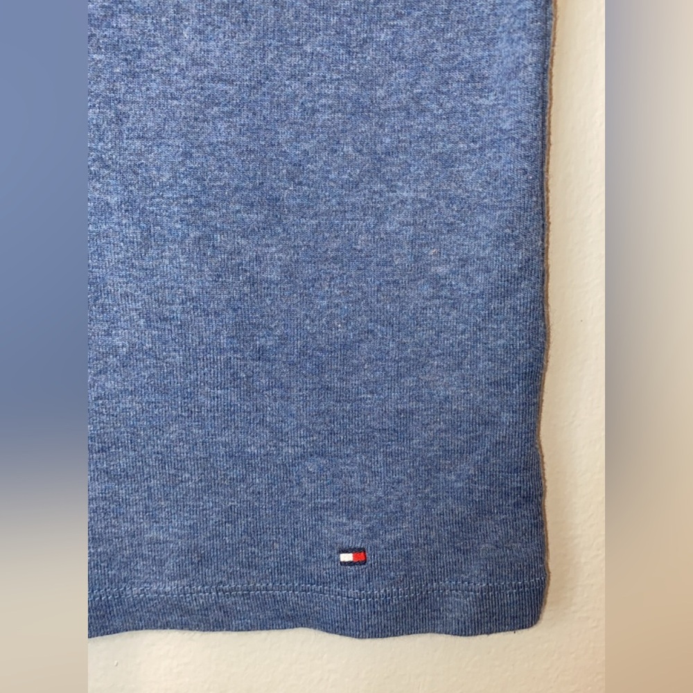 Y2K Tommy Hilfiger Navy Camisole with Lace Detail - Picture 3 of 9